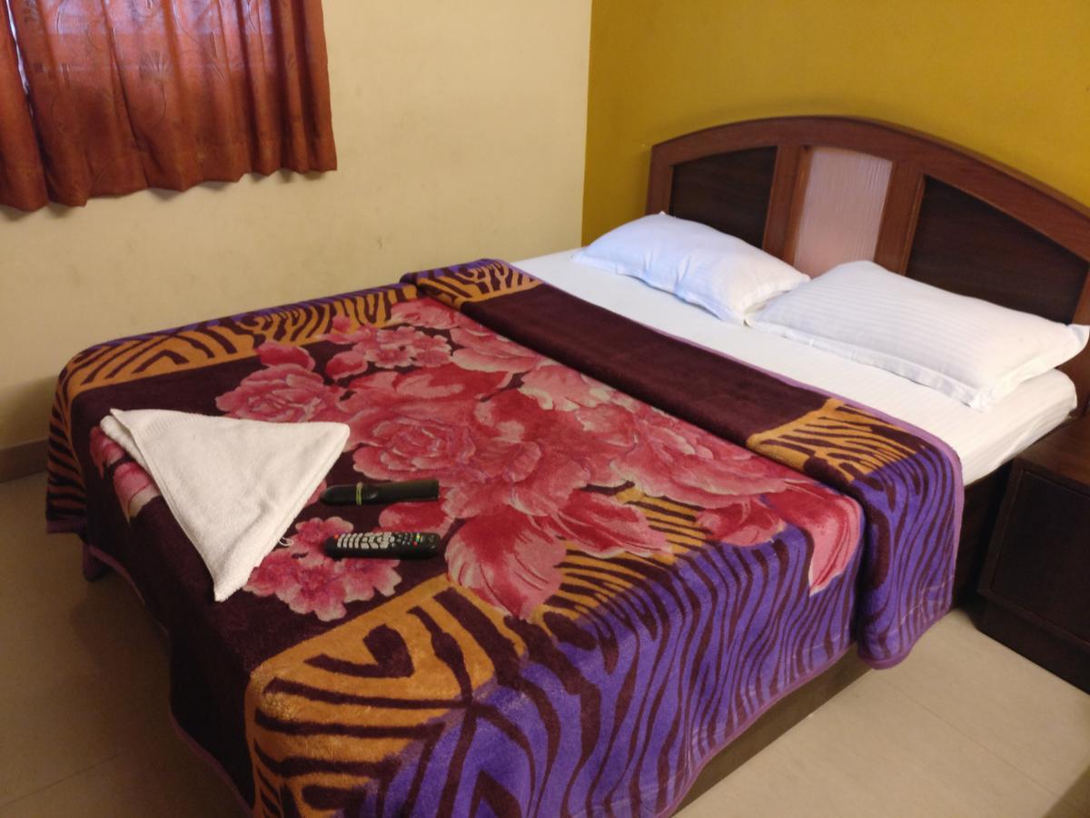 Hotel Skyland Bangalore Buitenkant foto