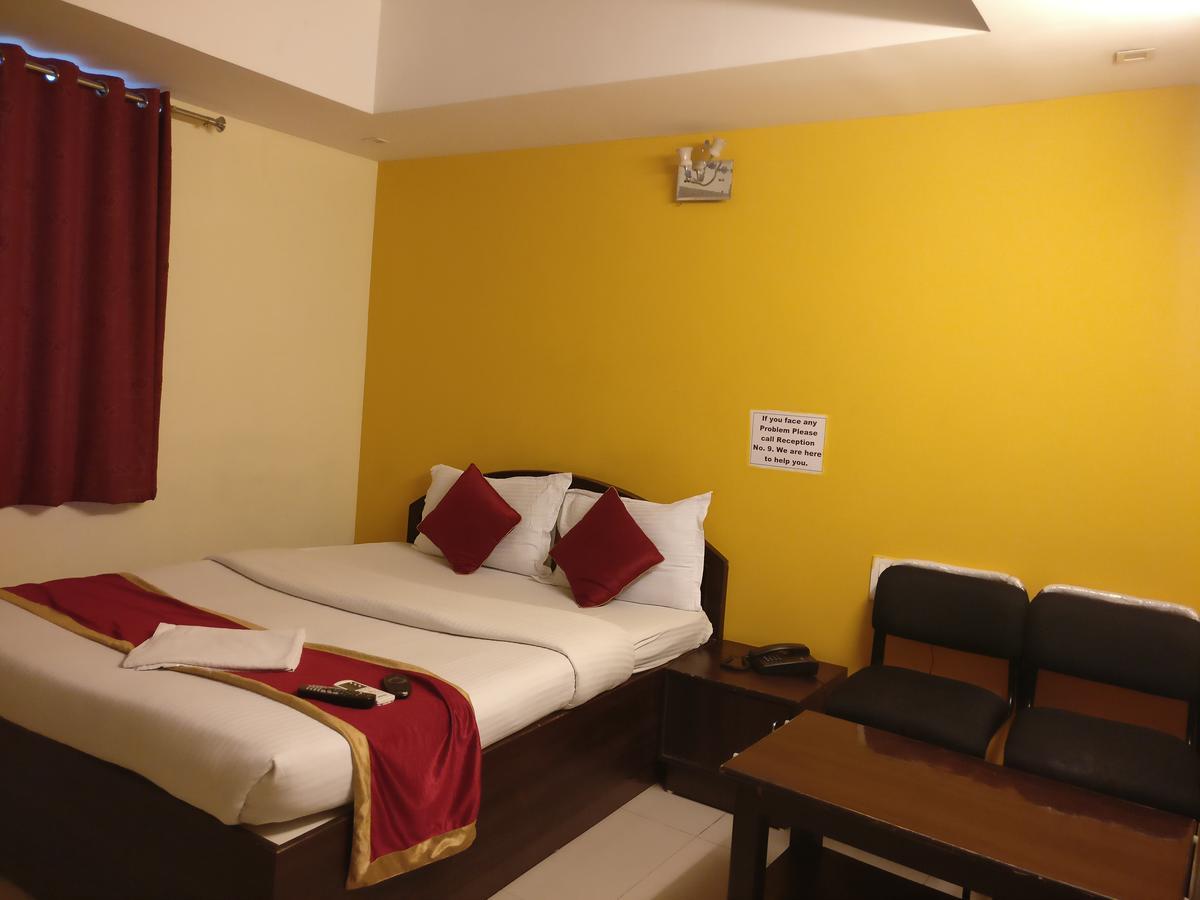 Hotel Skyland Bangalore Buitenkant foto
